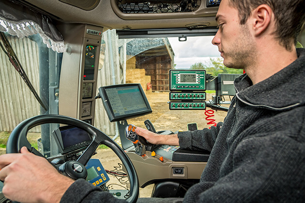 Témoignage conducteur d'engins travaux agricoles