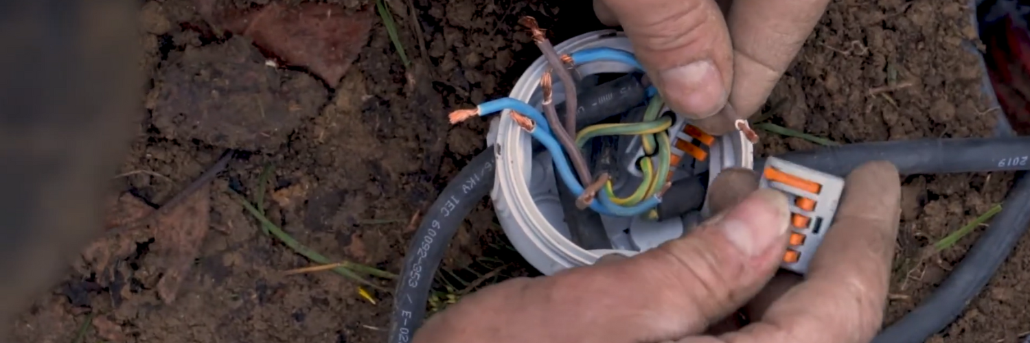 Installateur d'éclairage
